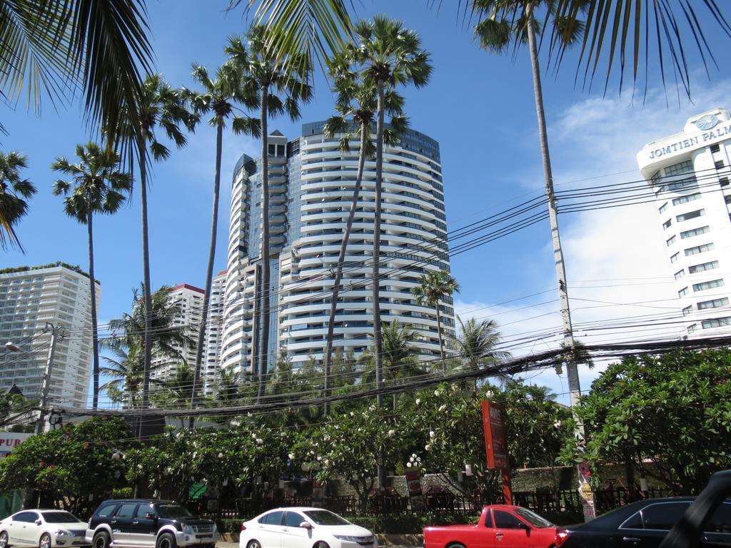 Jomtien Plaza Suite Apartments Ruang foto
