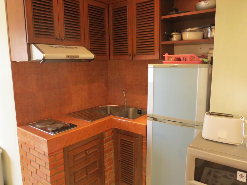 Jomtien Plaza Suite Apartments Ruang foto